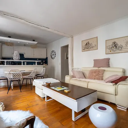 Appartamento Heart Of Montmartre Air Conditioned Parigi